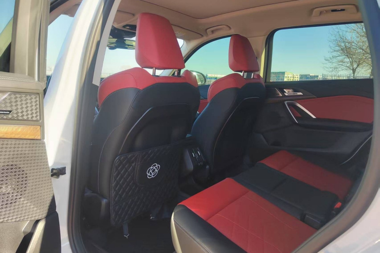 宝马X1 2023款 xDrive25Li X设计套装中控内饰7003