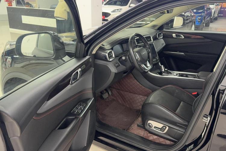 领克01 2017款 2.0T 四驱劲Pro版中控内饰7002