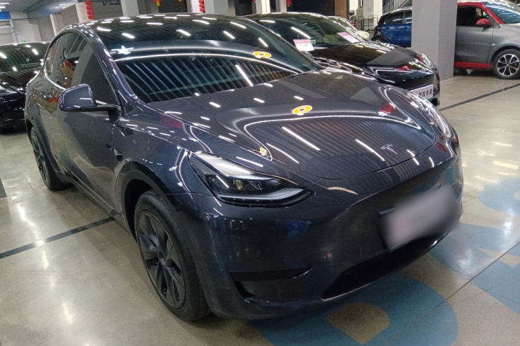 特斯拉 Model Y 2024款 后轮驱动版车身外观6002