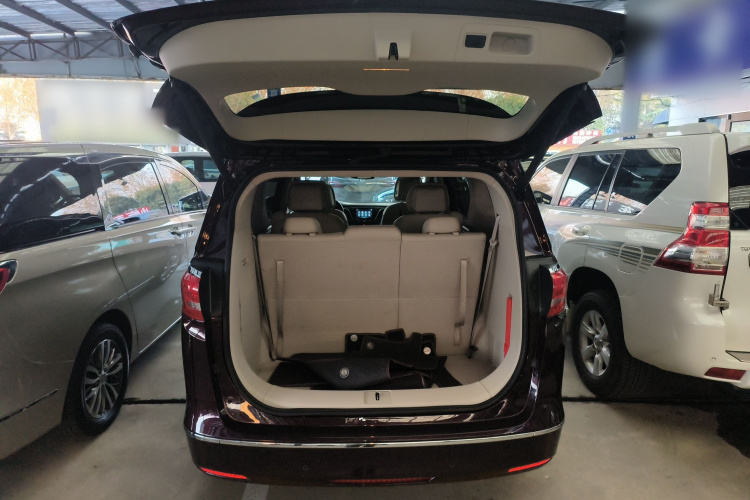 别克GL8 2017款 28T Avenir艾维亚 国V机舱底盘23