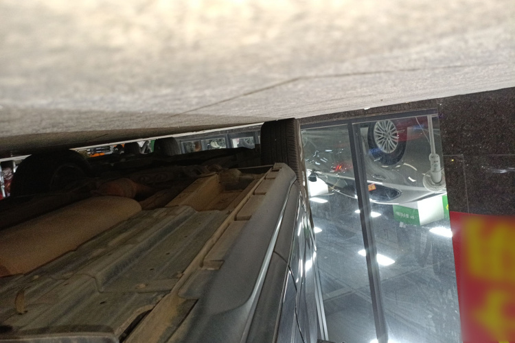 广汽传祺 传祺GS7 2017款 320T 两驱豪华智联型局部细节9002