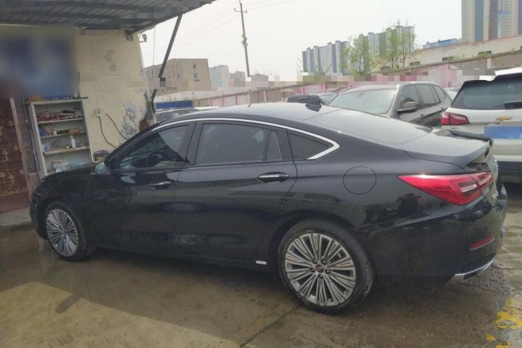 红旗H5 2022款 经典款 改款 1.5T DCT旗韵版车身外观6005