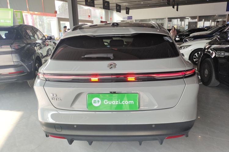 蔚来ET5T 2023款 75kWh Touring车身外观6