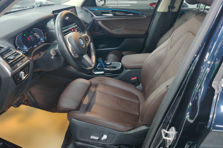 宝马iX3 2022款 领先型局部细节19