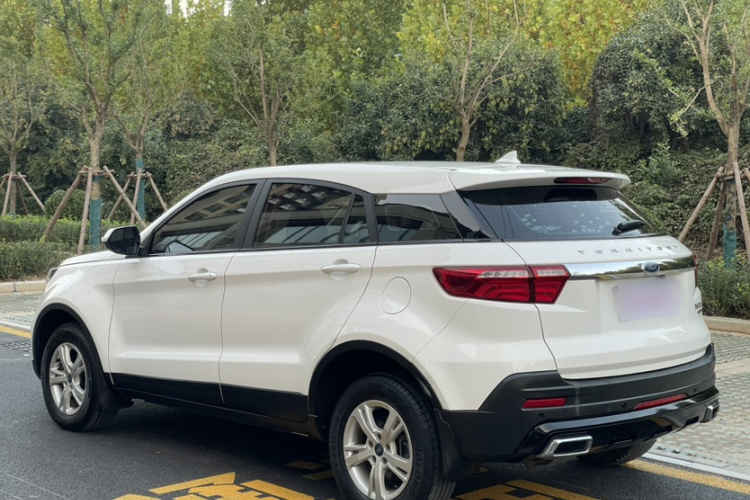 福特 领界 2019款 EcoBoost 145 CVT精领型 国VI车身外观6001