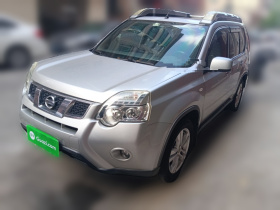 日产 奇骏 2012款 2.5L CVT豪华版 4WD