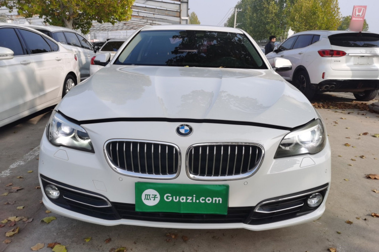 宝马5系 2017款 525Li 豪华设计套装车身外观2