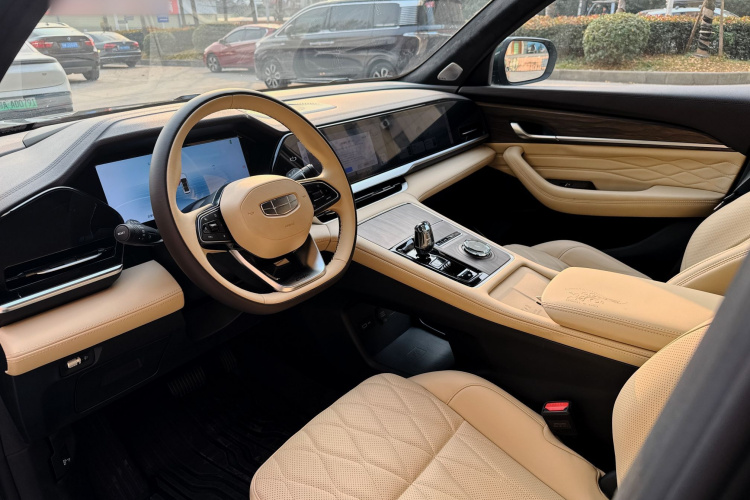 吉利汽车 星越L 2025款 东方曜 2.0TD 自动四驱望月版车身外观6007