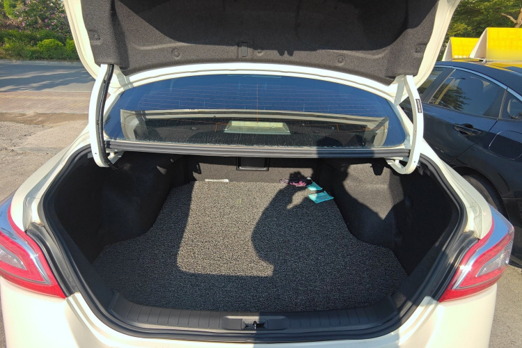 日产 天籁 2013款 2.0L XL舒适版局部细节23