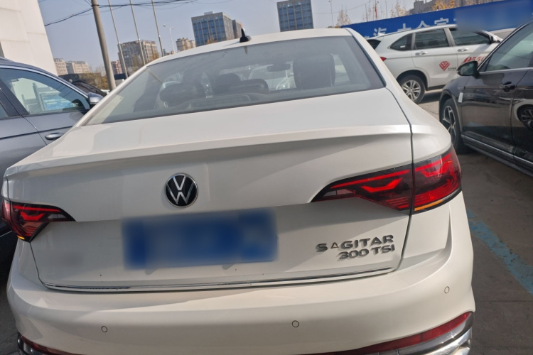 大众 速腾 2023款 300TSI DSG卓越版车身外观6003