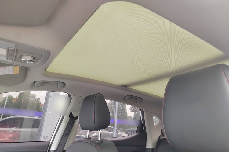 名爵ZS 2020款 180DVVT 自动Lite局部细节22