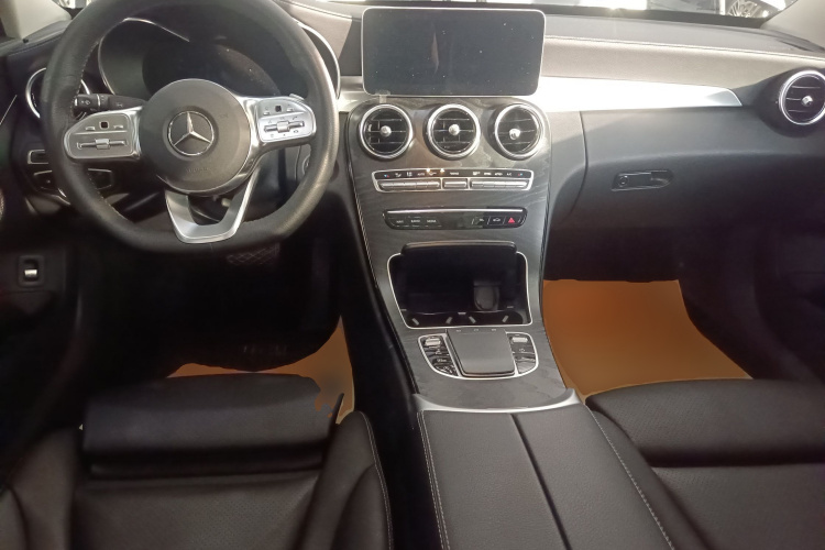 奔驰C级 2020款 C 200 L 时尚型运动版中控内饰12