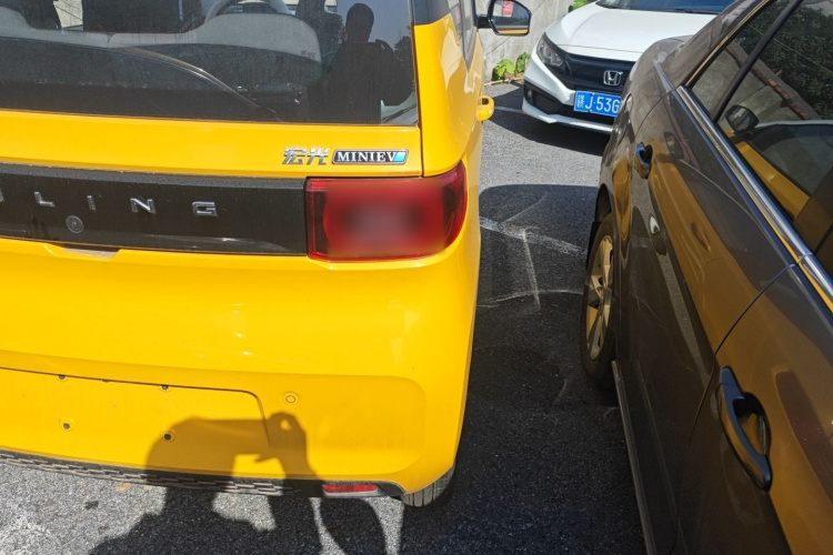 五菱汽车 宏光MINIEV 2022款 马卡龙时尚款 磷酸铁锂车身外观9