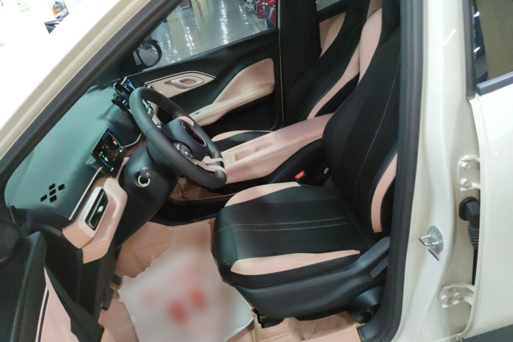 比亚迪 海鸥 2024款 荣耀版 305km 活力版中控内饰19