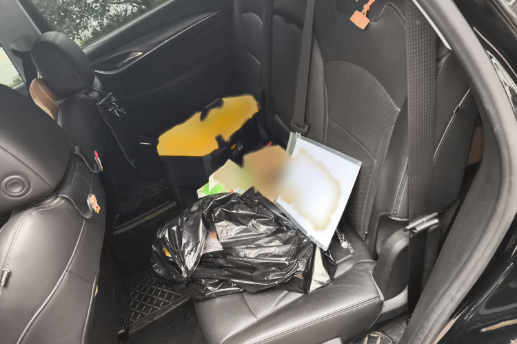 别克 昂科旗 2020款 28T 四驱尊贵型中控内饰7004