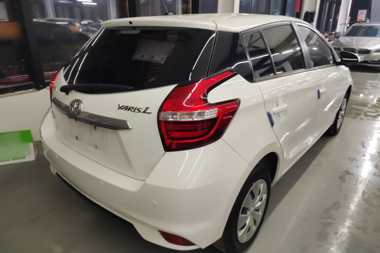 丰田 YARiS L 致炫 2021款 1.5L CVT领先版车身外观7