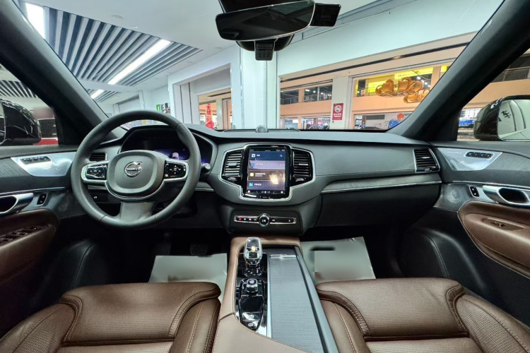 沃尔沃XC90 2024款 B6 智雅豪华版 7座中控内饰7002