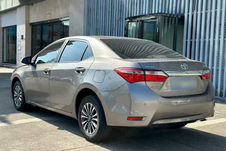 丰田 卡罗拉 2017款 改款 1.2T S-CVT GL车身外观6003