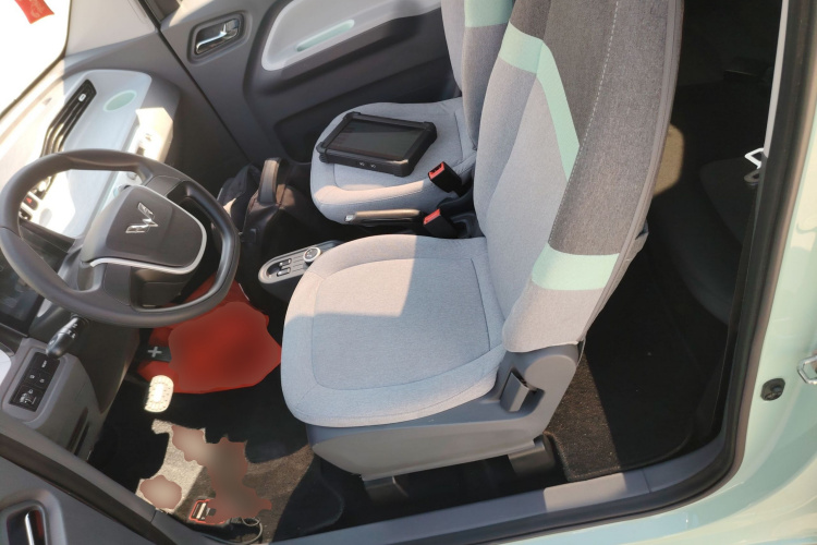 五菱汽车 宏光MINIEV 2021款 马卡龙时尚款 三元锂中控内饰19