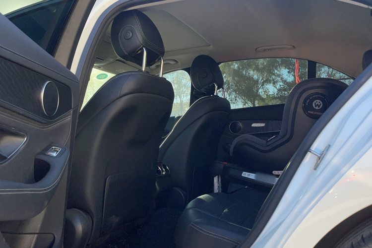 奔驰C级 2017款 C 180 L 运动版中控内饰7002