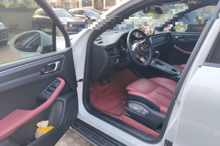 保时捷 2018款 Macan 2.0T中控内饰7003