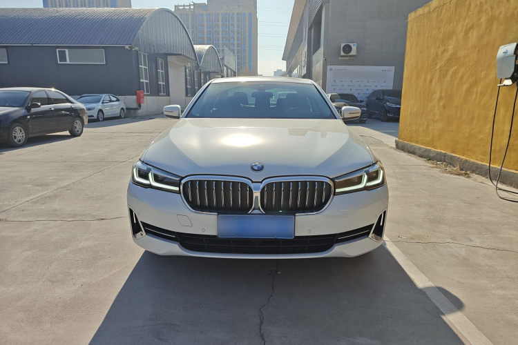 宝马5系 2023款 530Li 领先型 豪华套装车身外观6001