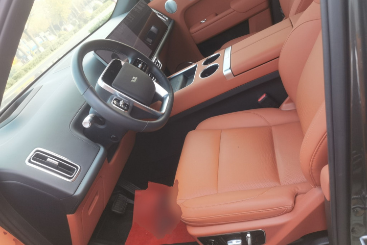 理想汽车 理想L7 2023款 Pro中控内饰19