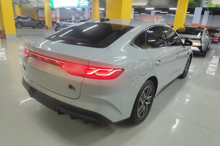 比亚迪 秦L 2025款 DM-i 智驾版 120KM领先型车身外观6005