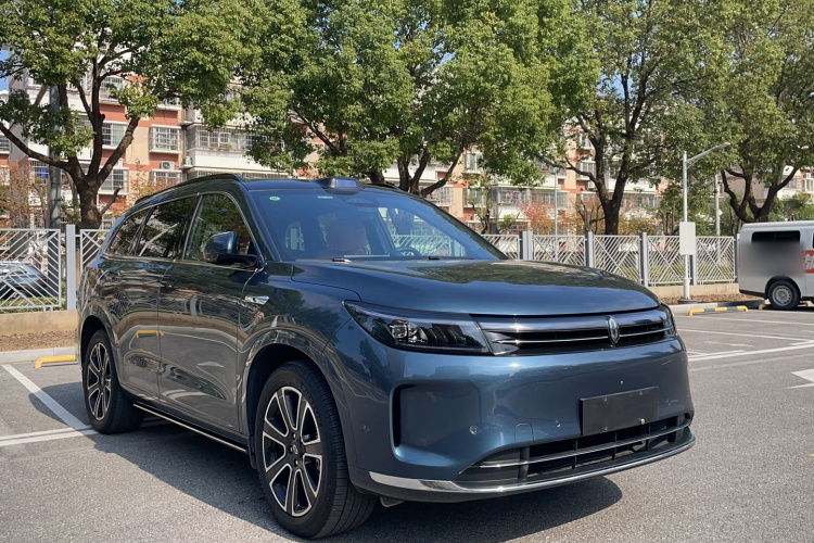 鸿蒙智行 问界M7 2024款 1.5T 智驾四驱Ultra版 5座车身外观6002