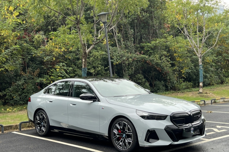 宝马i5(进口) 2024款 xDrive M60车身外观6002