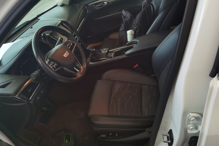 凯迪拉克ATS-L 2017款 28T 技术型中控内饰19