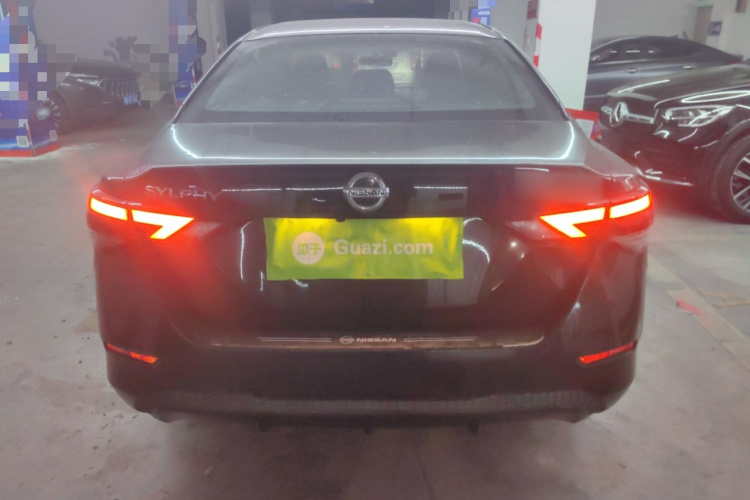 日产 轩逸 2021款 1.6L XL CVT悦享版车身外观6