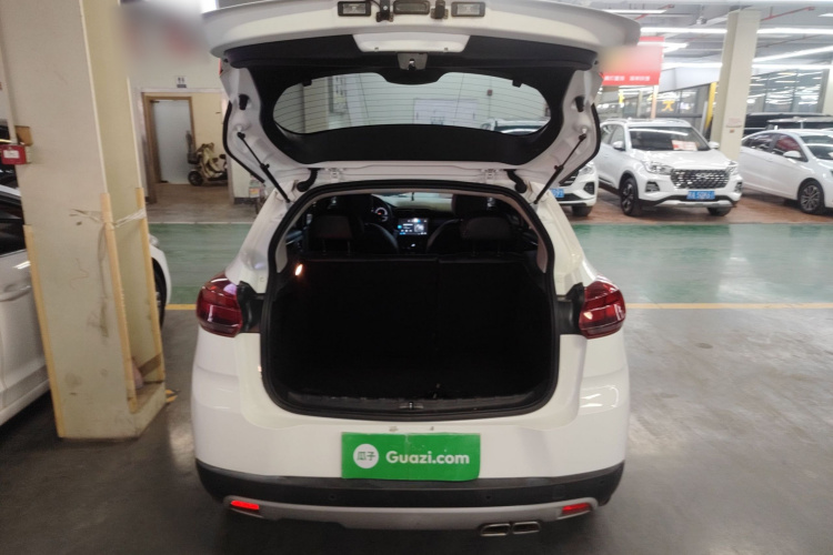 雪铁龙C3-XR 2019款 230THP DCT越领版机舱底盘23