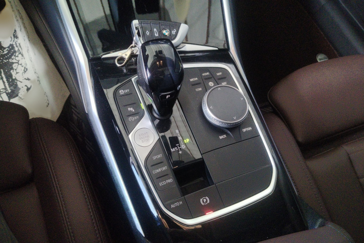 宝马3系 2020款 320Li M运动套装局部细节18