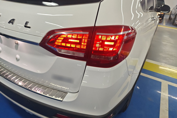 哈弗H6 2019款 运动版 1.5T 自动两驱精英型 国VI车身外观9