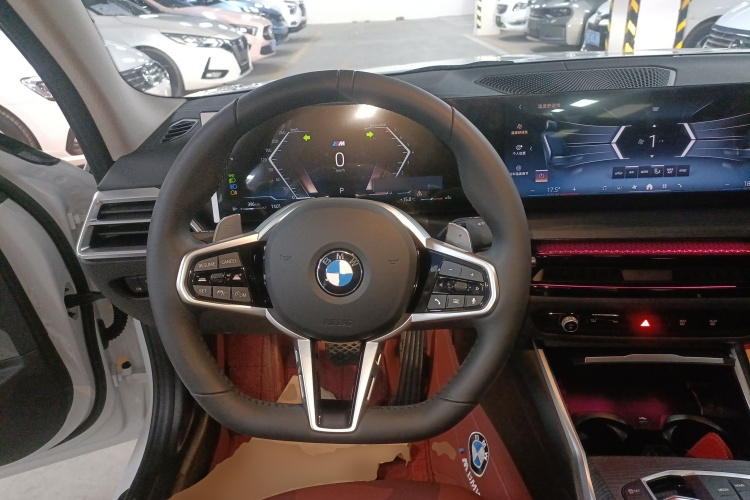 宝马3系 2025款 325Li M运动套装中控内饰13