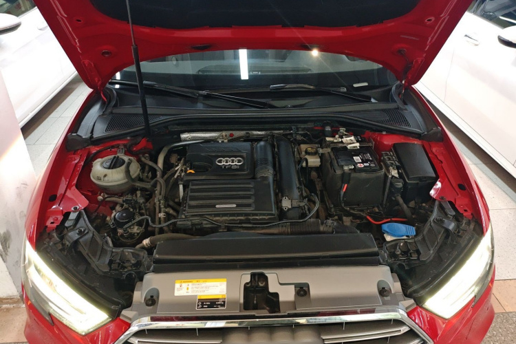 奥迪A3 2020款 Limousine 35 TFSI 时尚型 国VI机舱底盘24