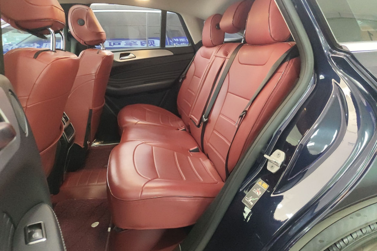 奔驰GLE轿跑 2017款 GLE 320 4MATIC 轿跑SUV中控内饰21