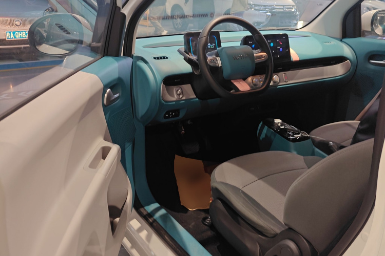 长安启源 长安Lumin 2022款 210km 香甜款中控内饰20