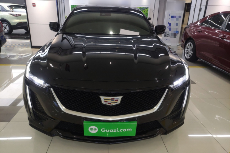 凯迪拉克CT5 2023款 28T 尊贵型车身外观2