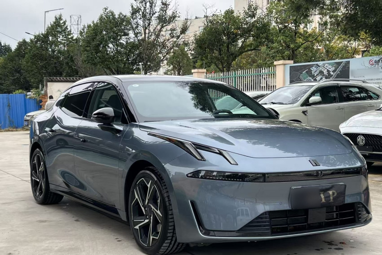 领克07 2024款 EM-P 126长续航 Ultra车身外观6002