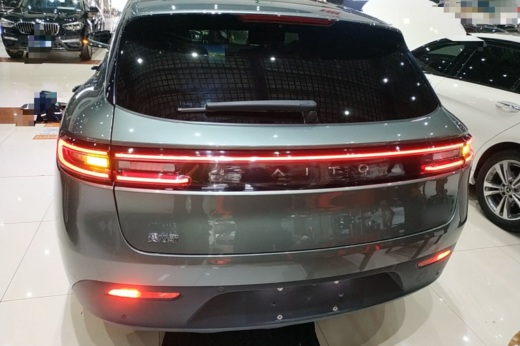 鸿蒙智行 问界M5 2022款 增程后驱标准版车身外观6004