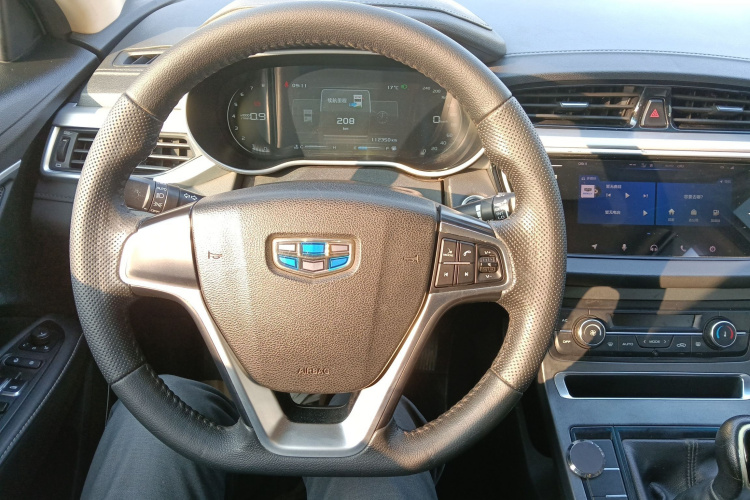 吉利汽车 帝豪 2018款 1.5L 手动向上互联版中控内饰13