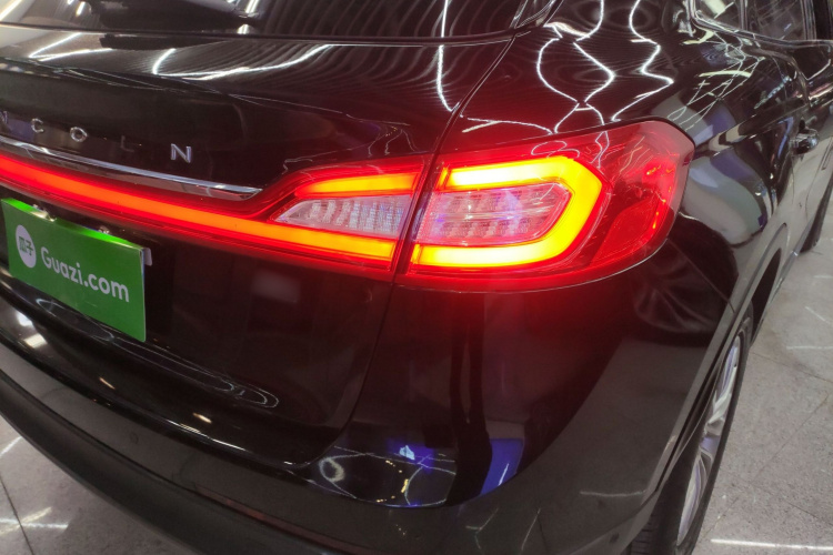 林肯MKX 2015款 2.0T 四驱尊雅版车身外观9