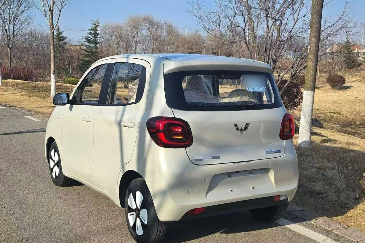 五菱汽车 宏光MINIEV 2025款 四门版 进阶款车身外观6003