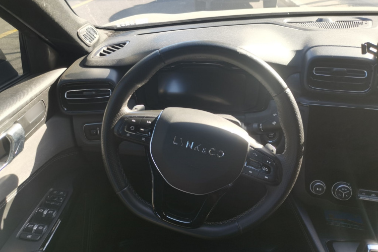 领克03 2021款 1.5TD DCT劲 冠军版中控内饰13