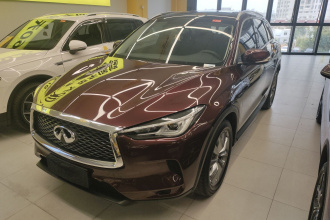 英菲尼迪QX50 2020款 改款 2.0T 两驱时尚版