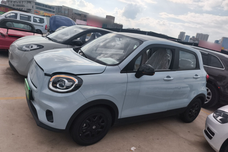 零跑汽车 零跑T03 2025款 310舒享版车身外观4