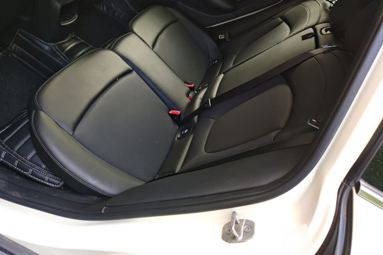 MINI Clubman 2022款 1.5T ONE中控内饰21