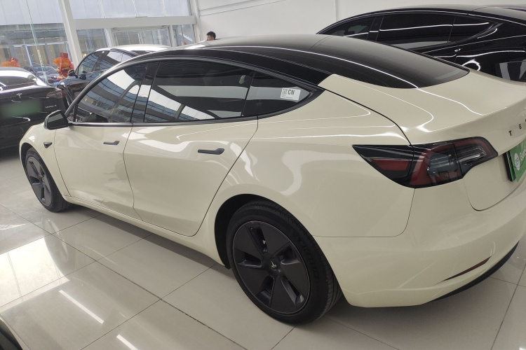 特斯拉 Model 3 2022款 后轮驱动版车身外观6003